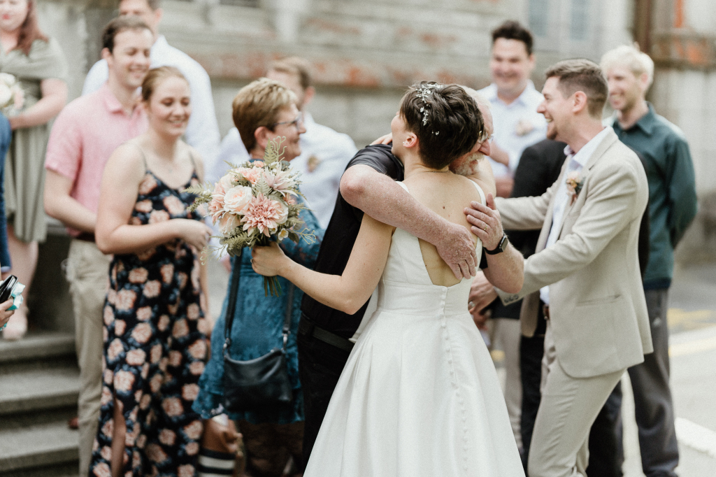 Add time for your guests to congratulate you into your wedding timeline